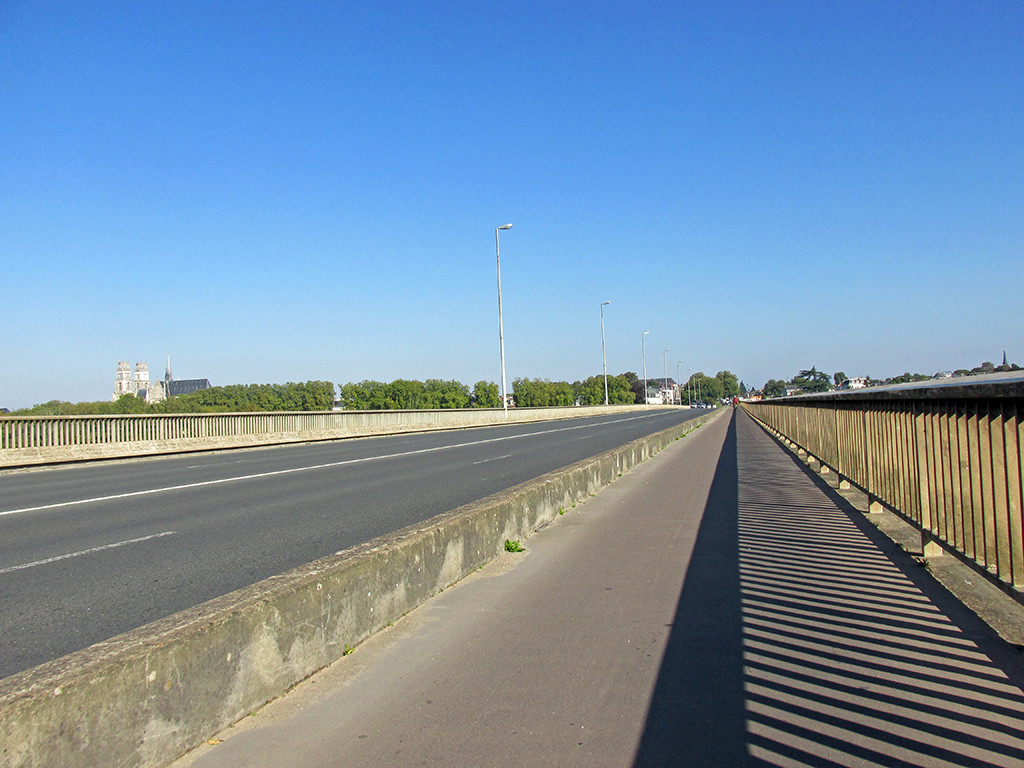 Jargeau-Beaugency-France-Bike lane