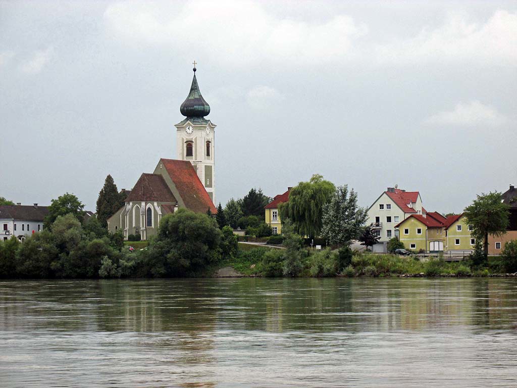 Melk-Wallsee-Austria-church towers