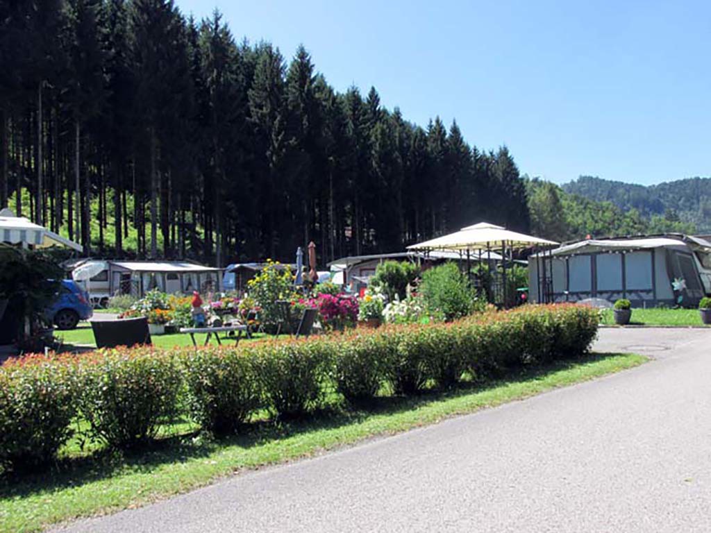 Linz-Aschach-Austria-Aschach-camping