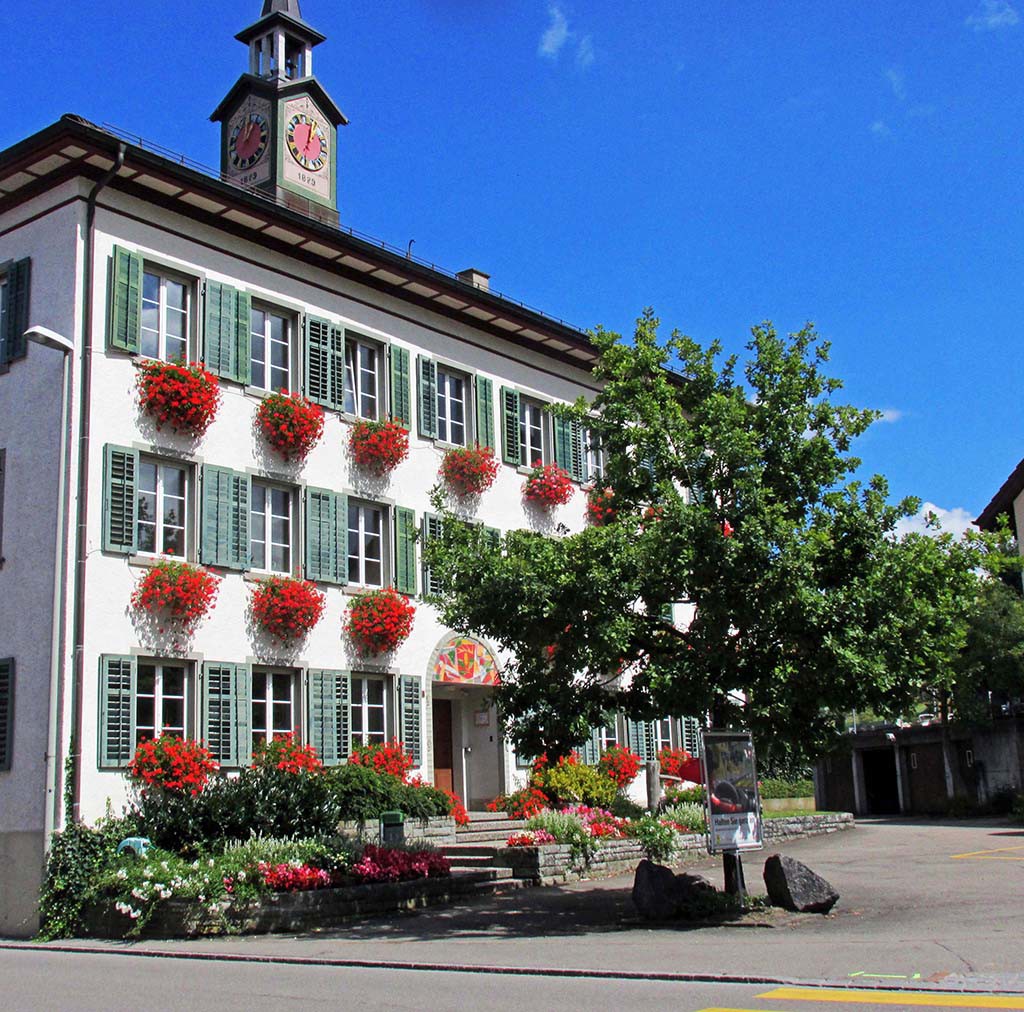 Schaffhausen-Switzerland-Lienheim-Germany-pretty towns