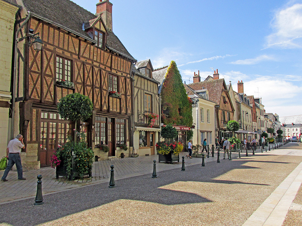 Chaumont-Amboise-France-Amboise