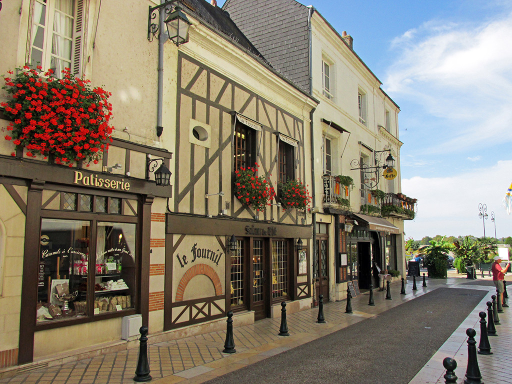 Chaumont-Amboise-France-Amboise