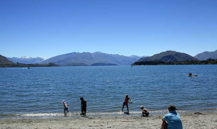 Bicycling South Island New Zealand-Lake Wanaka
