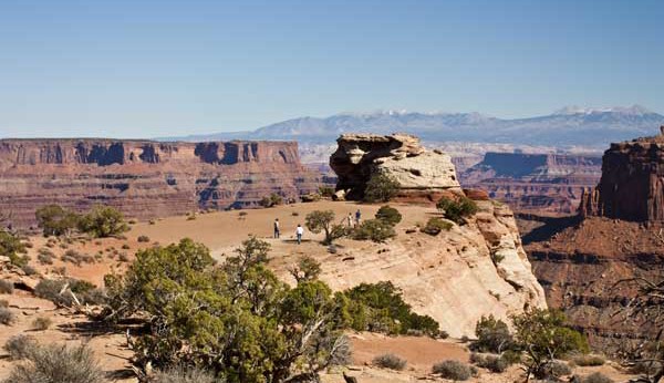 Hiking Utah-Hiking Arches-Canyonlands National Parks-Hiking Island in the Sky--Shafer-Trail