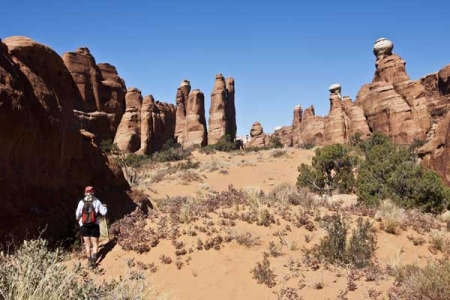 Hiking Arches-Tower-Arch Trail